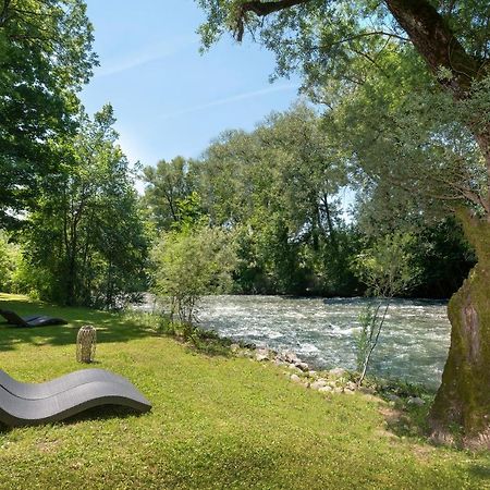 Logis Hotel Restaurant Les 2 Rives - A75, En Bordure De Riviere Banassac Екстер'єр фото