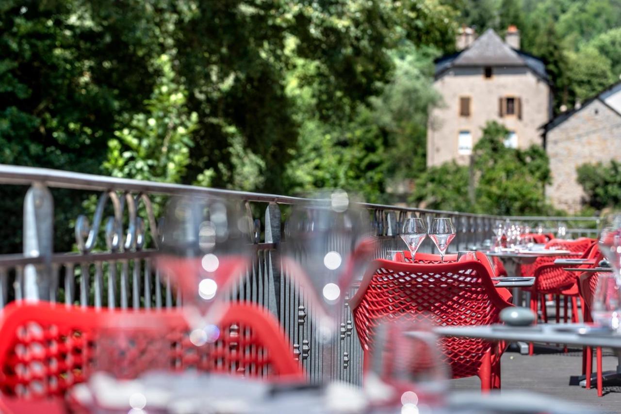 Logis Hotel Restaurant Les 2 Rives - A75, En Bordure De Riviere Banassac Екстер'єр фото