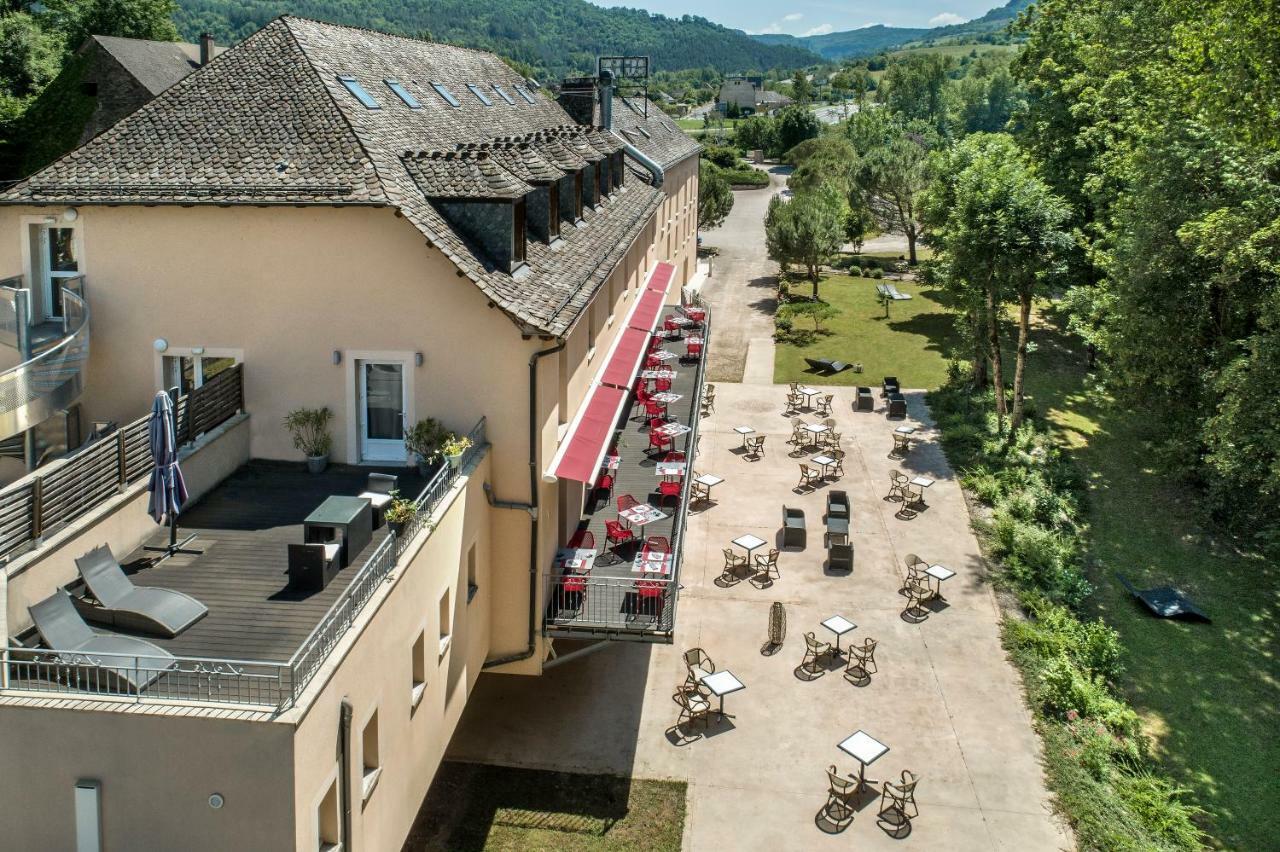 Logis Hotel Restaurant Les 2 Rives - A75, En Bordure De Riviere Banassac Екстер'єр фото