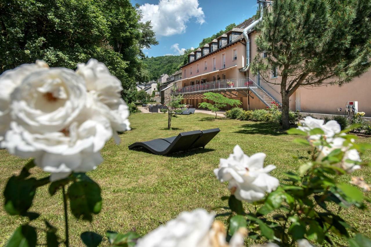 Logis Hotel Restaurant Les 2 Rives - A75, En Bordure De Riviere Banassac Екстер'єр фото
